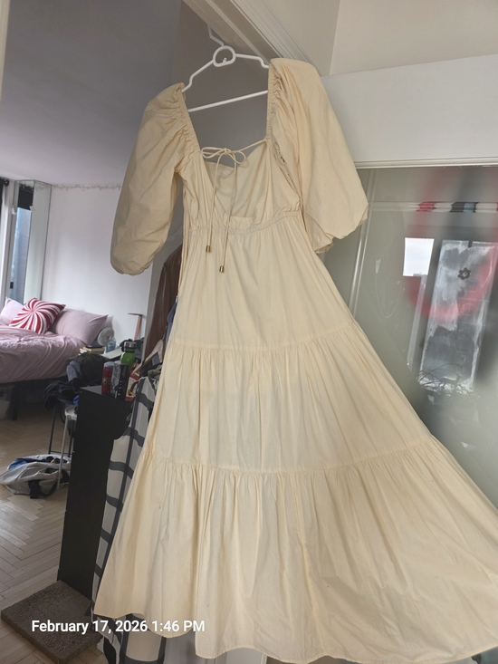 l*space Dresses & Skirts - l*space Cream Tiered Puff-Sleeve Maxi Dress